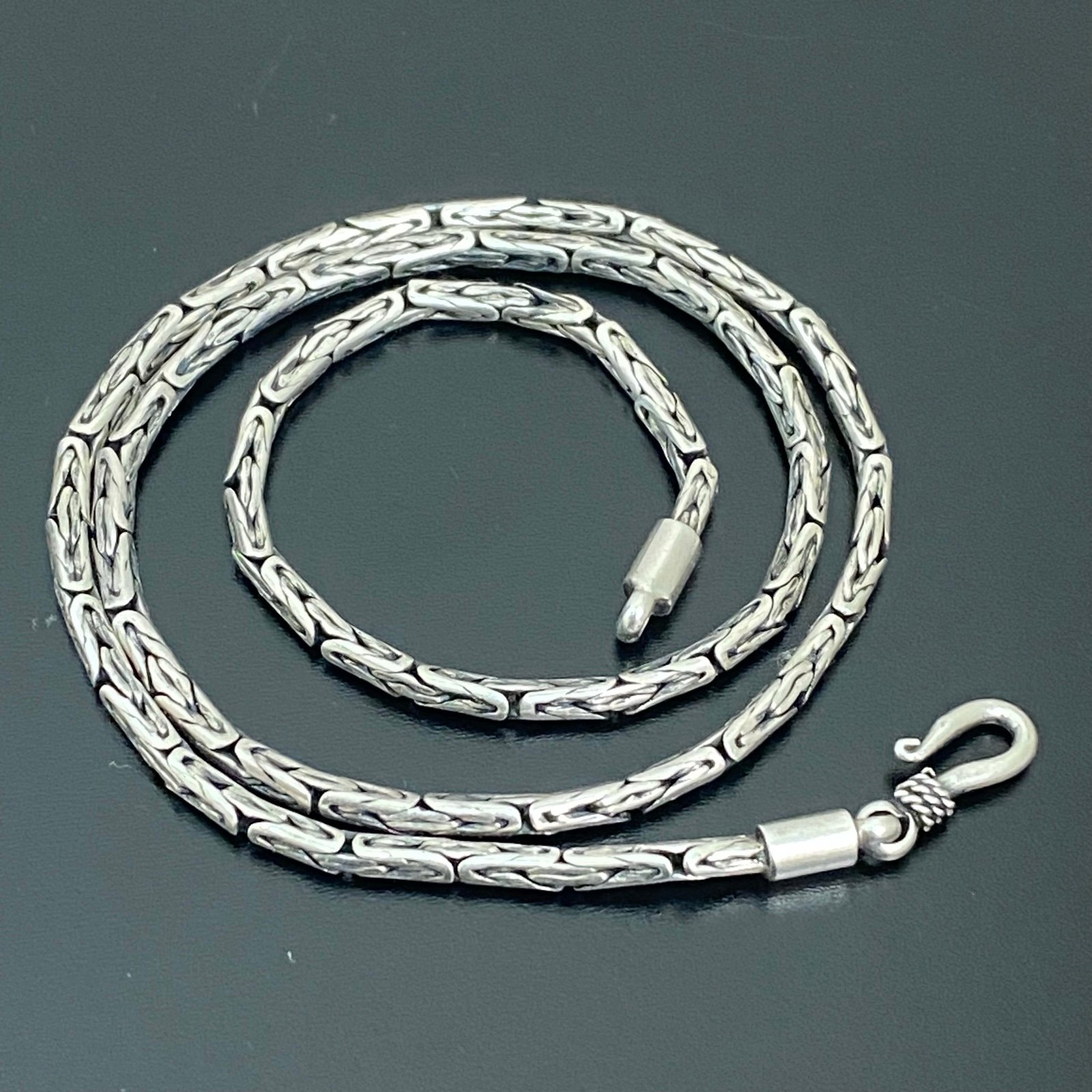 Vintage 925 Sterling Silver Byzantine Chain Hook Clasp 18” Necklace 19g.