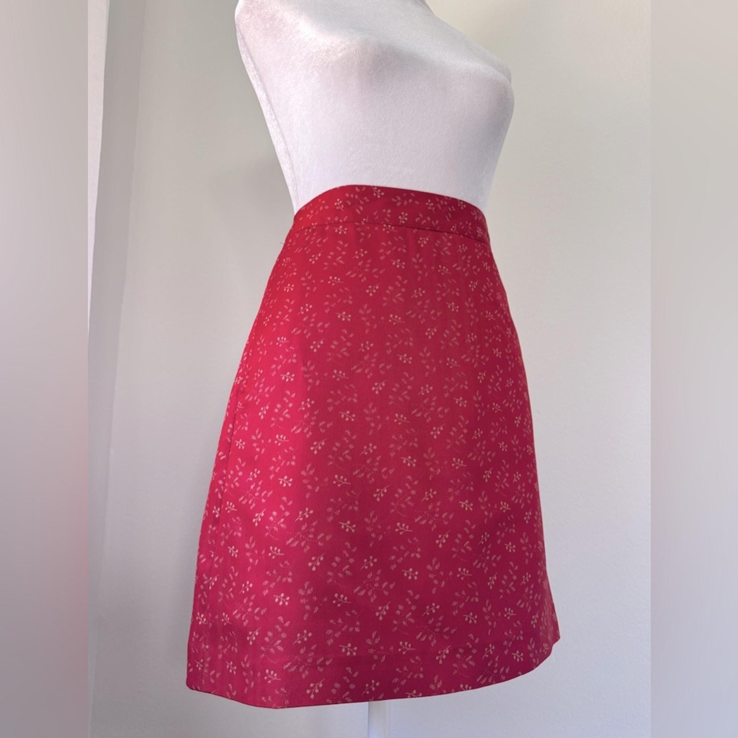Vintage ‘90s EP Pro 100% Silk Red & Gold Leaf Print Athletic Skort
