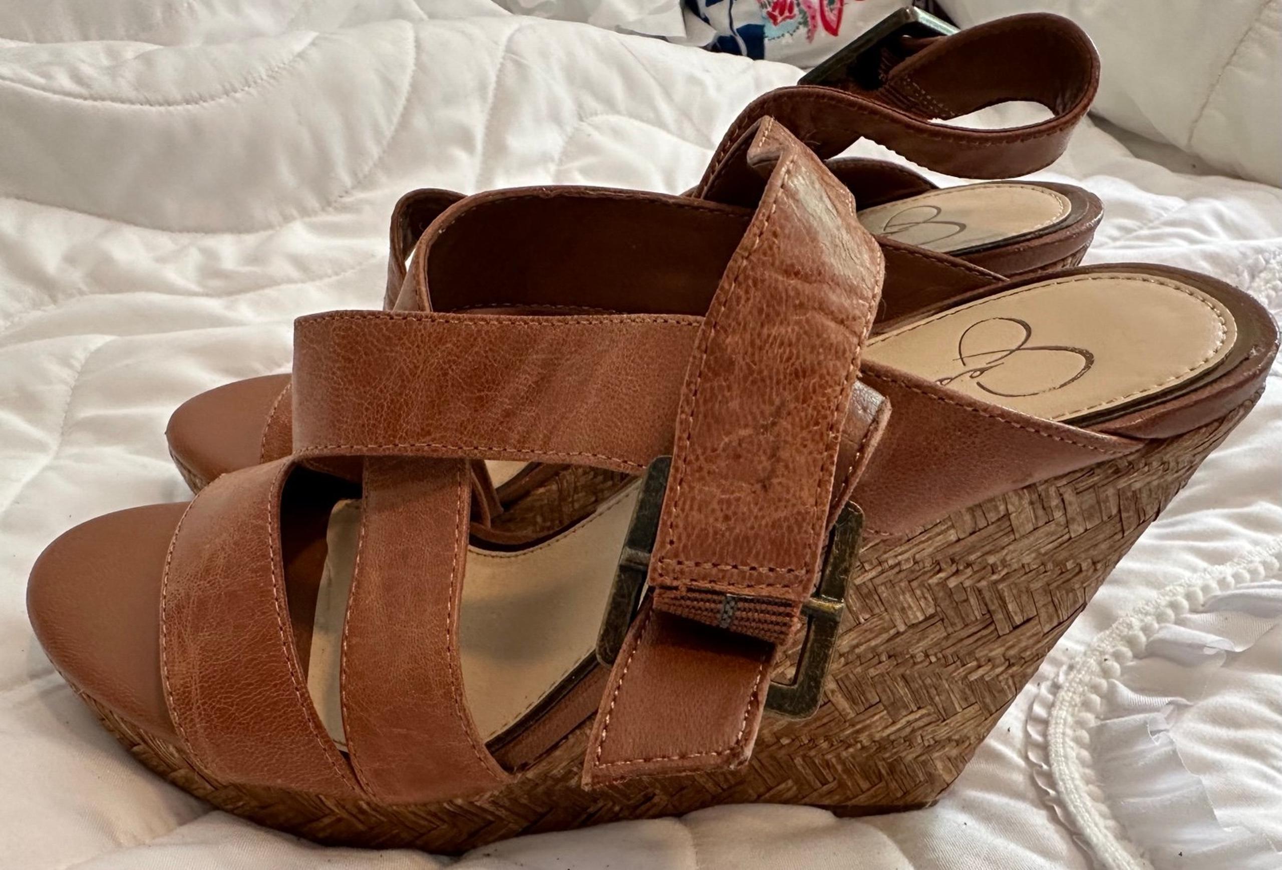 Womens Jessica Simpson leather wedge sandals size 6