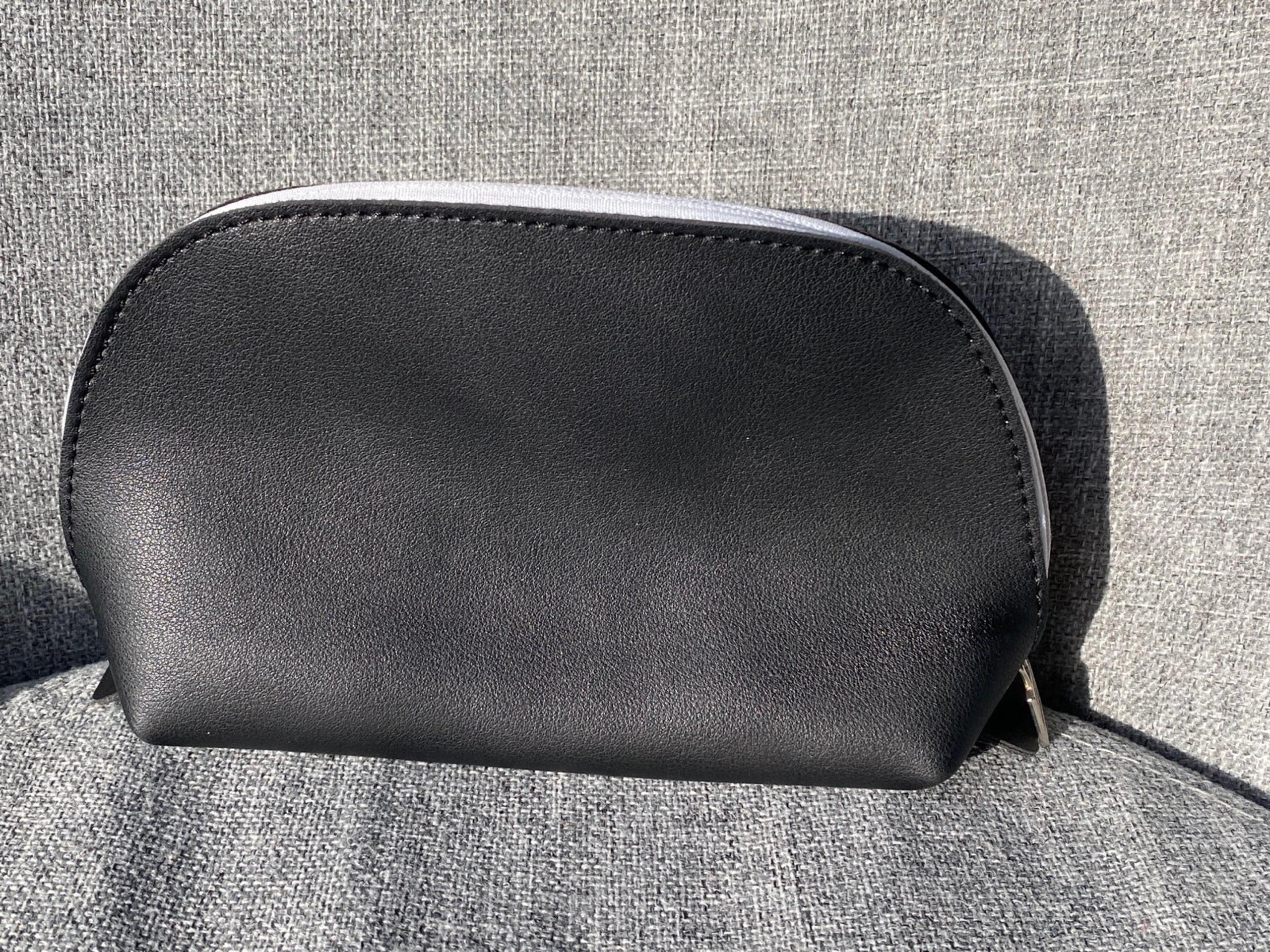 Saks 5th ave cosmetics bag