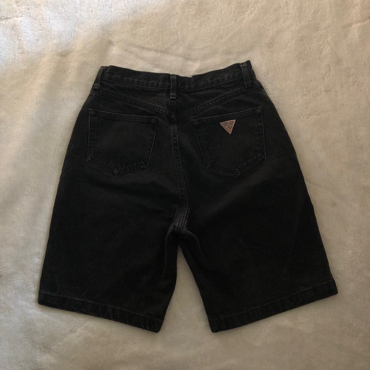 GUESS mom shorts