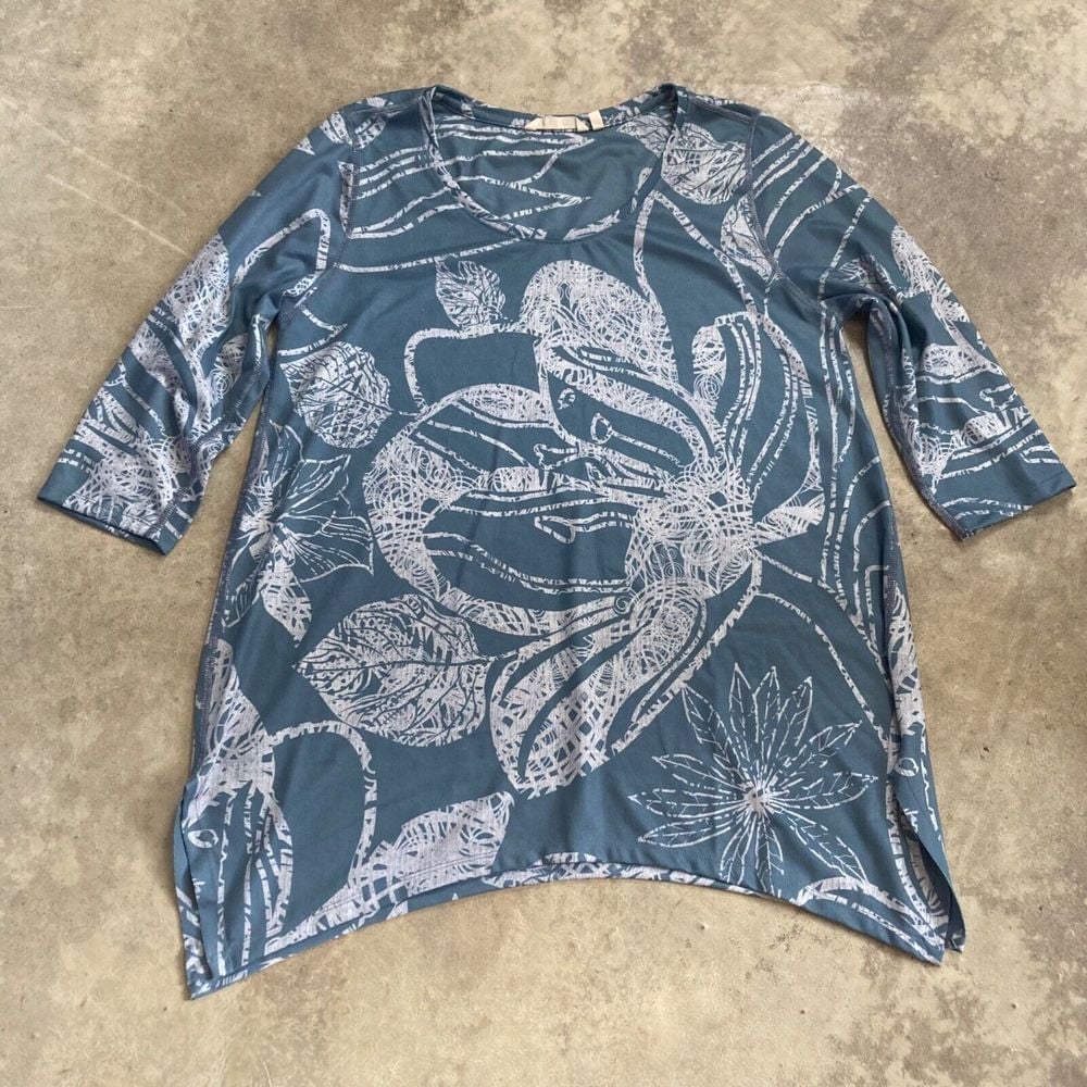 Soft Surroundings Shirt XL Valerie Arona Blue Fleur Scoop Neck 3/4 Sleeves