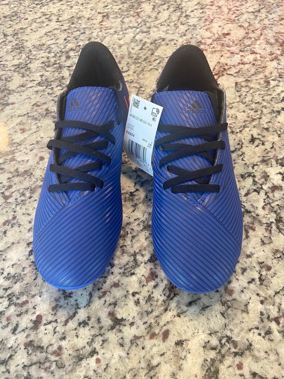 New Adidas Boys Nemeziz 19.4 Flexible Ground Soccer Cleats (Big Kid) Size 4 1/2