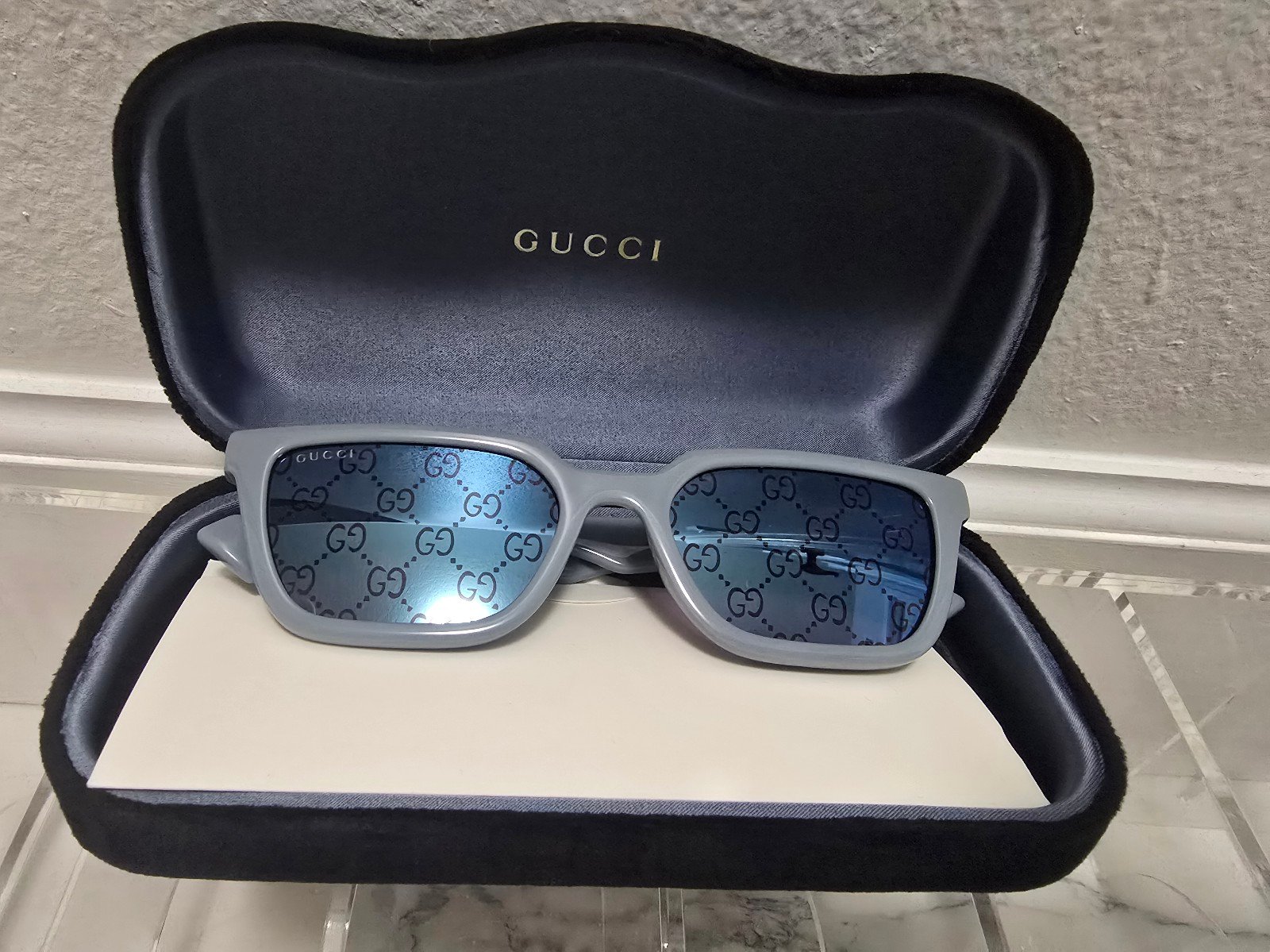 Gucci