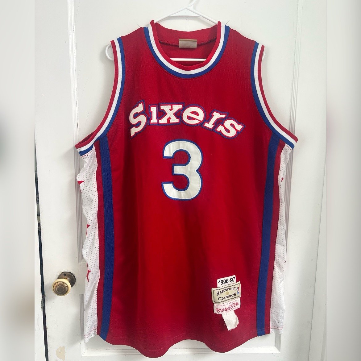 Philadelphia 76ers Allen Iverson Mitchell & Ness Hardwood Classics Jersey