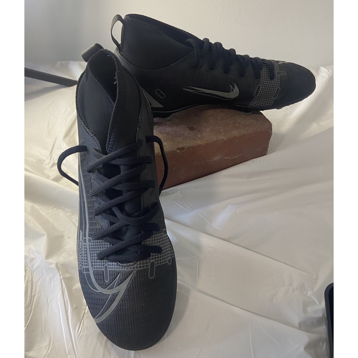 Nike Mercurial Superfly 8 Club Mg. Football Boot Cleats-CV0852-004/Size 5.5Y