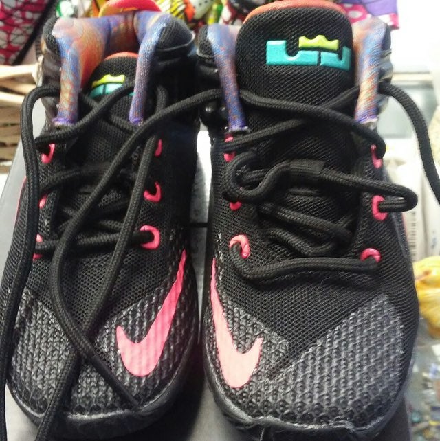 Nike Lebron James