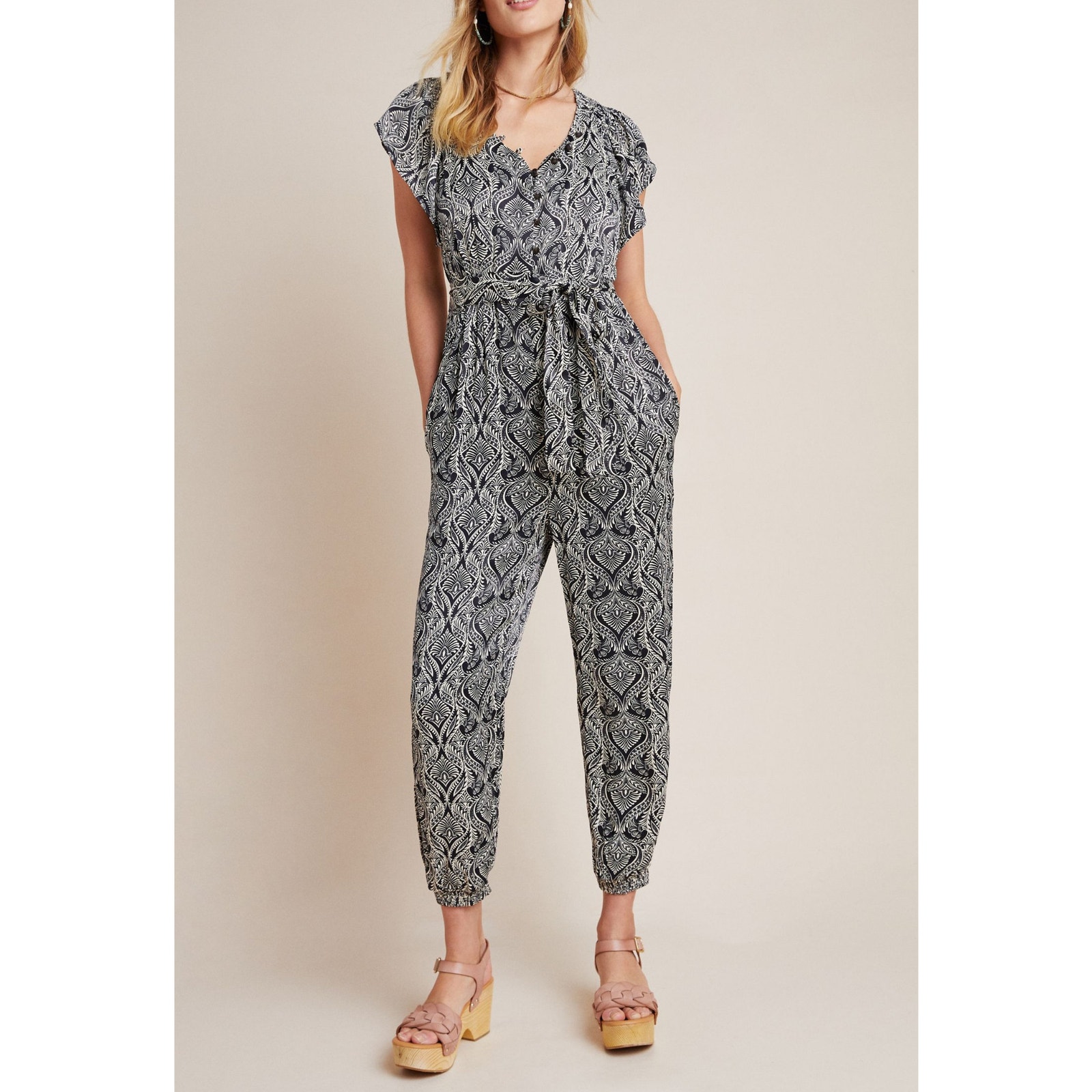NEW NWT Anthropologie Zadie Jumpsuit Size 8 Black White Paisley Flutter Sleeve