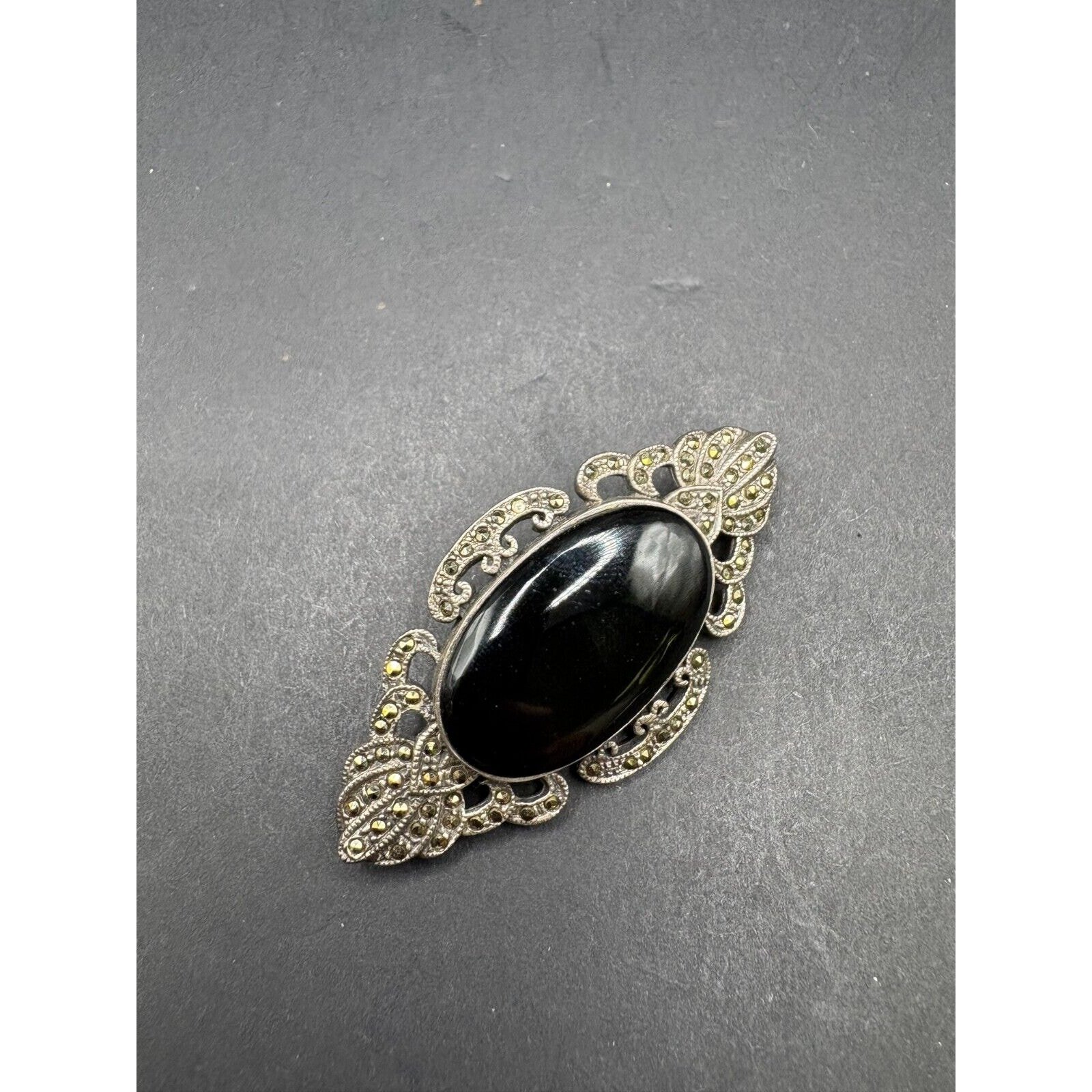 Vintage 925 Sterling Silver Real Marcasite & Black Onyx Gemstone Pin Brooch
