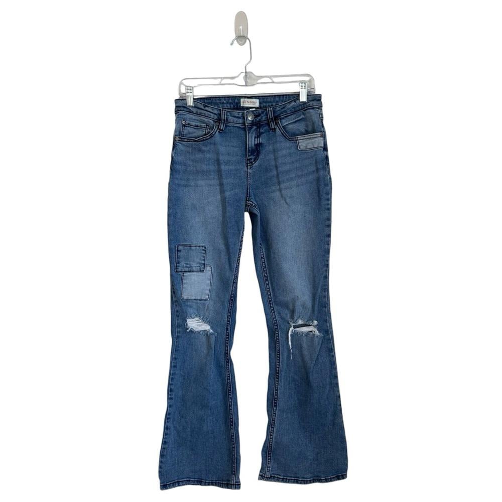 Shyanne Size 30 Distressed Patches Flare Cotton Blend Western Style Jeans