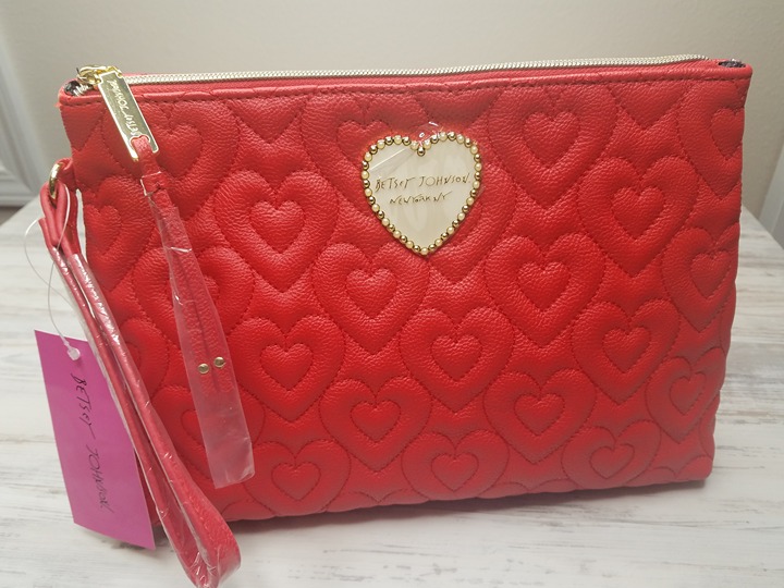 Betsey Johnson – Red Cosmetic T-Bottom Case/Handbag