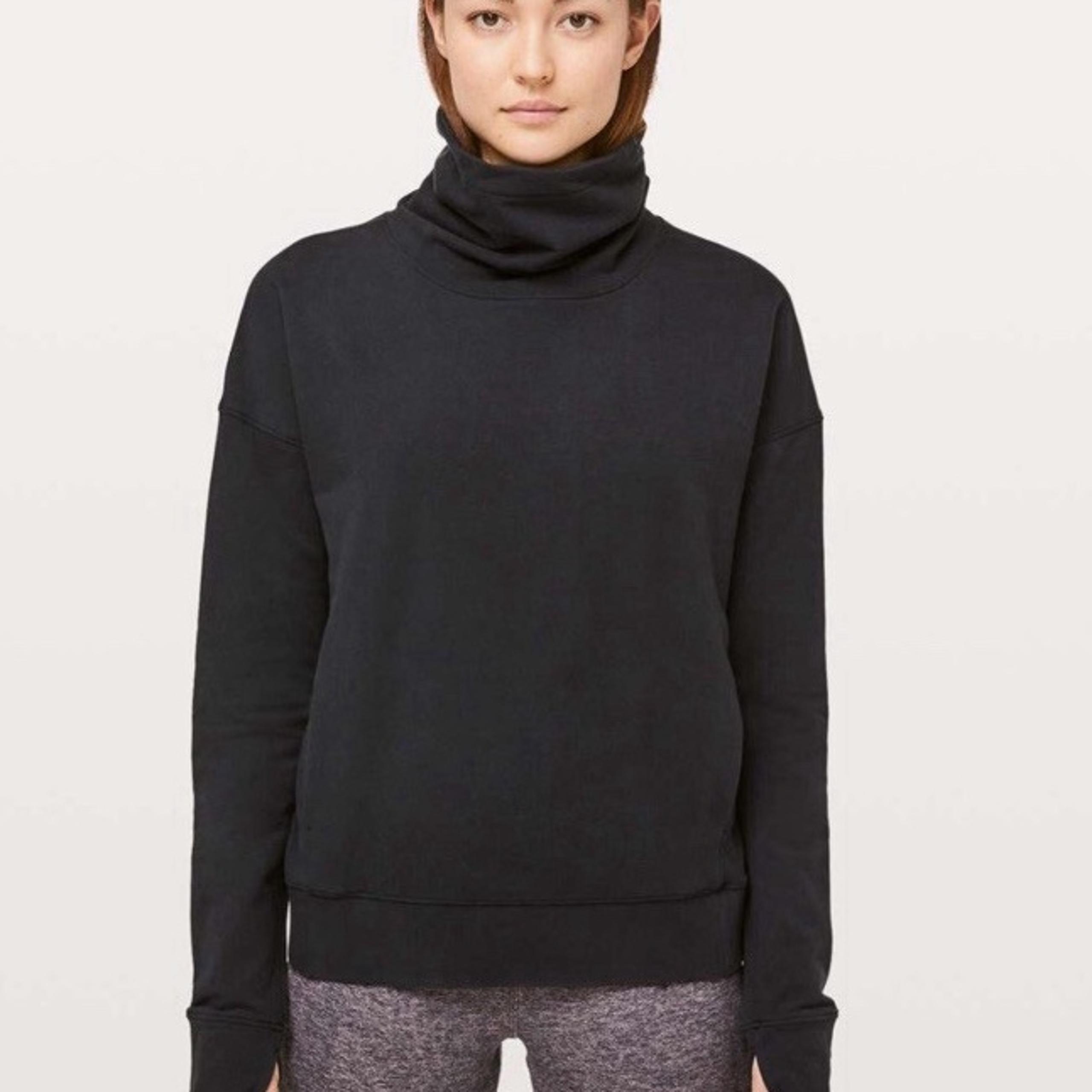 Lululemon Like New Pullover Black Size 6