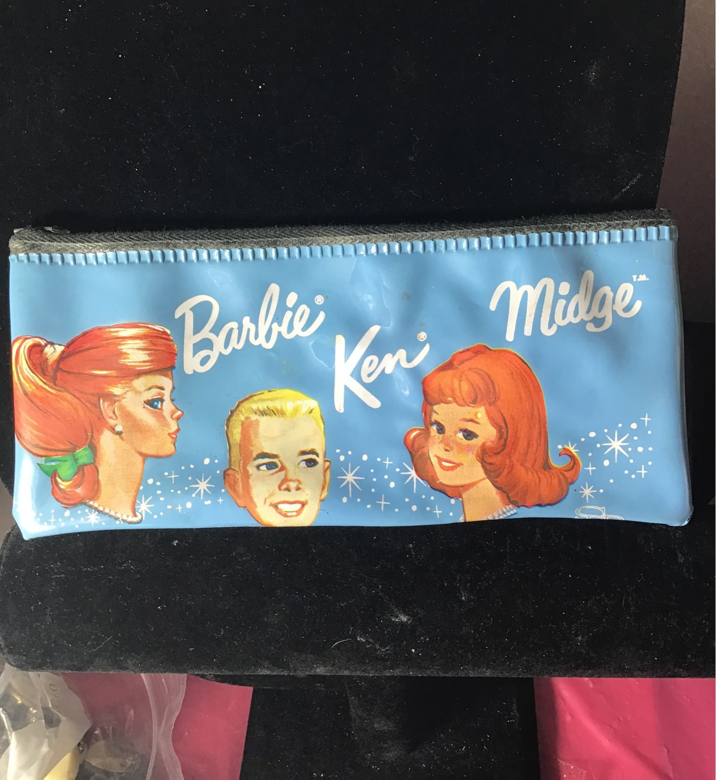 TM 1964. Barbie Ken Midge blue zipper case for keeping doll accesories. NICE