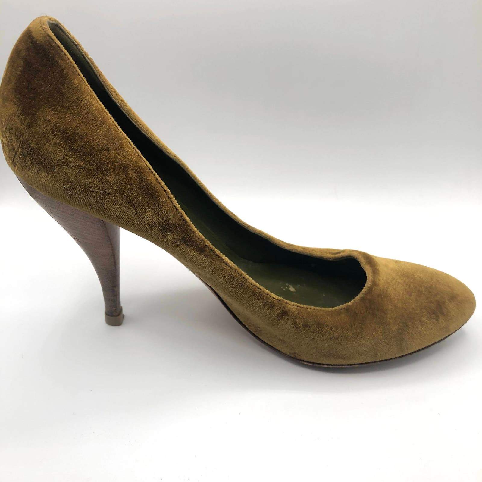 Vintage Mario Bologna Velvet Pumps EUR39