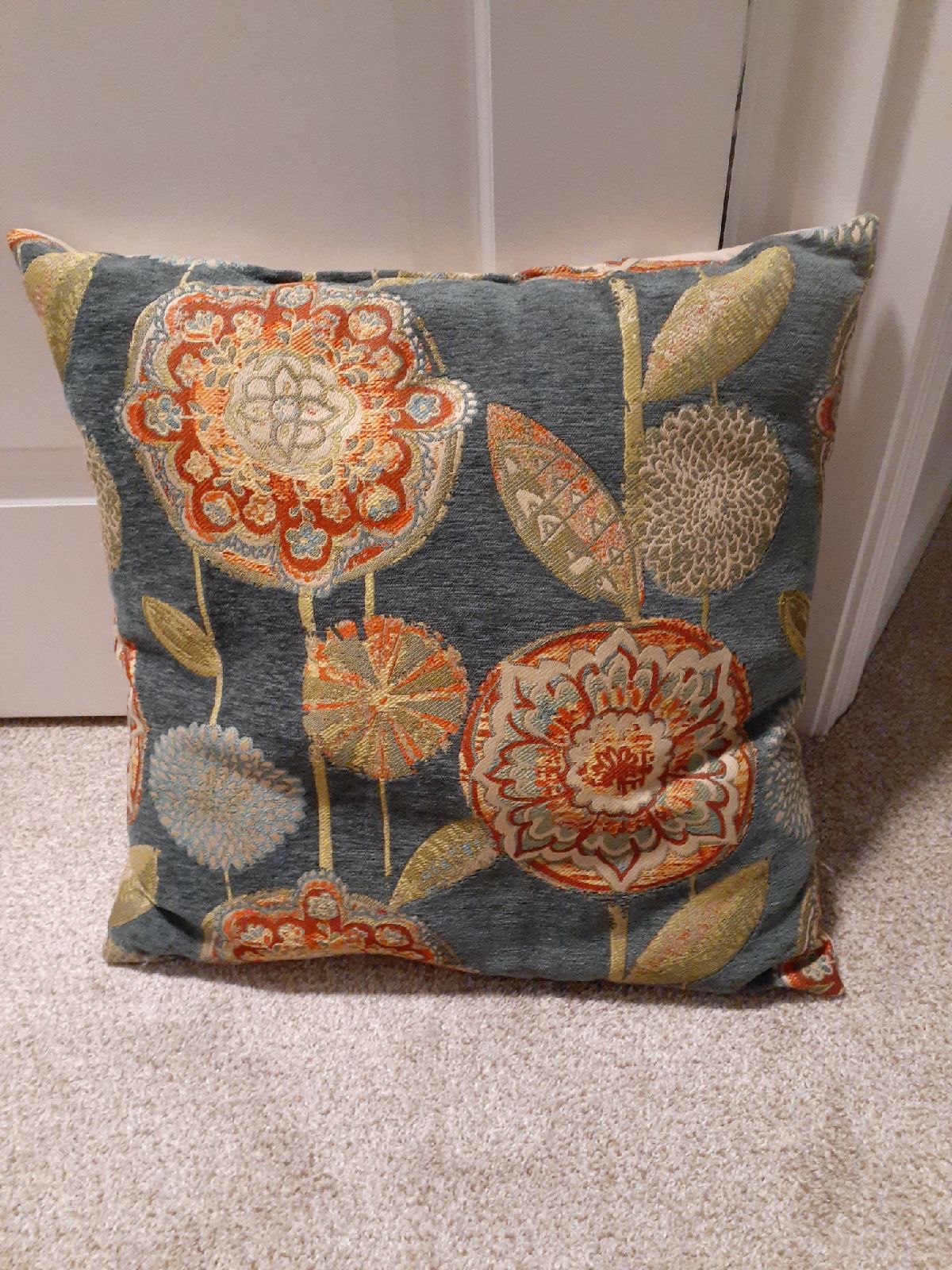 Accent pillows