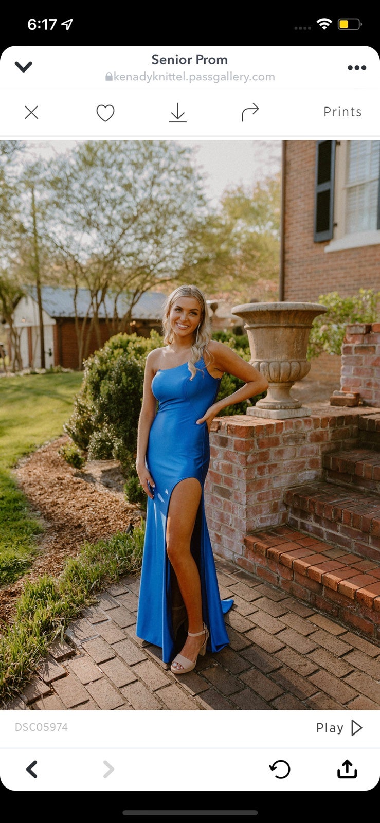 Prom dress size 4 (no alterations)