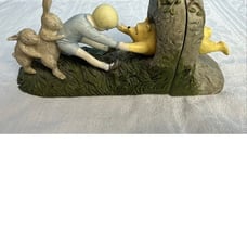 Pooh “Wedged Bear” Collection Mini Bookends