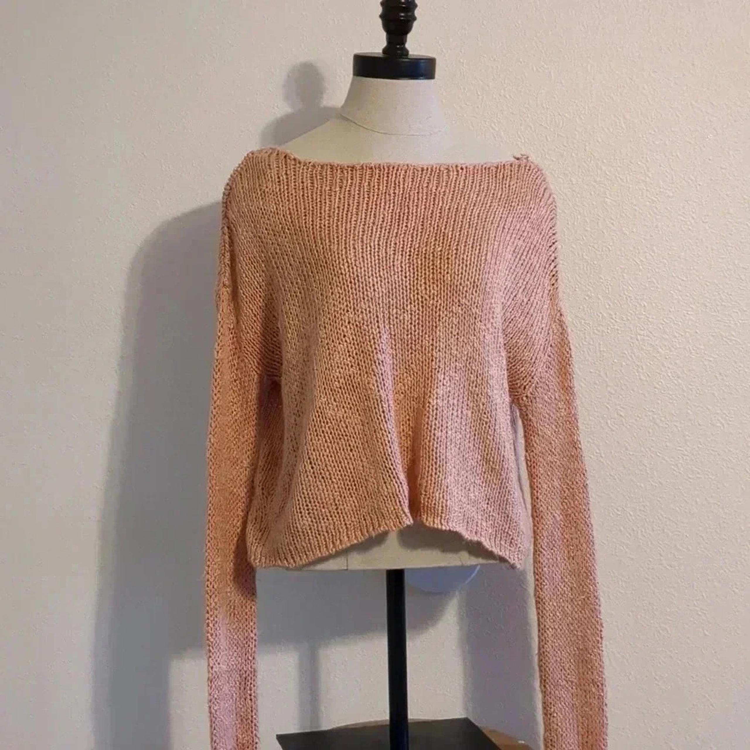 Mink Pink distressed pink knit top size XS