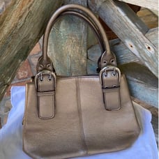 TIGNANELLO METALLIC COPPER PEBBLED SATCH