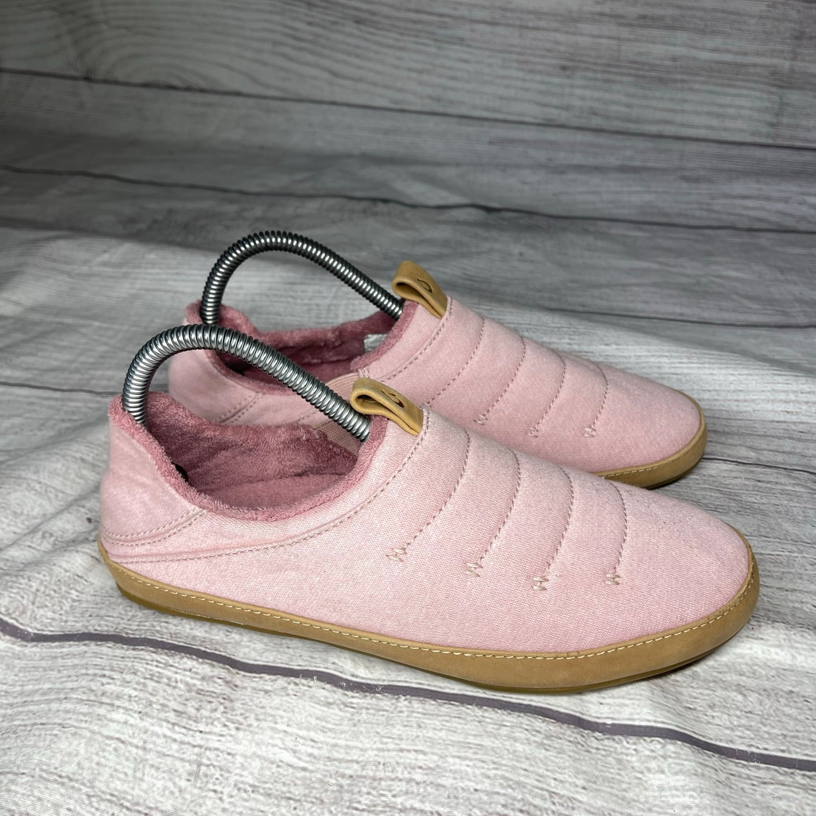 Olukai Lania Women’s 8 Rose Pink Slippers