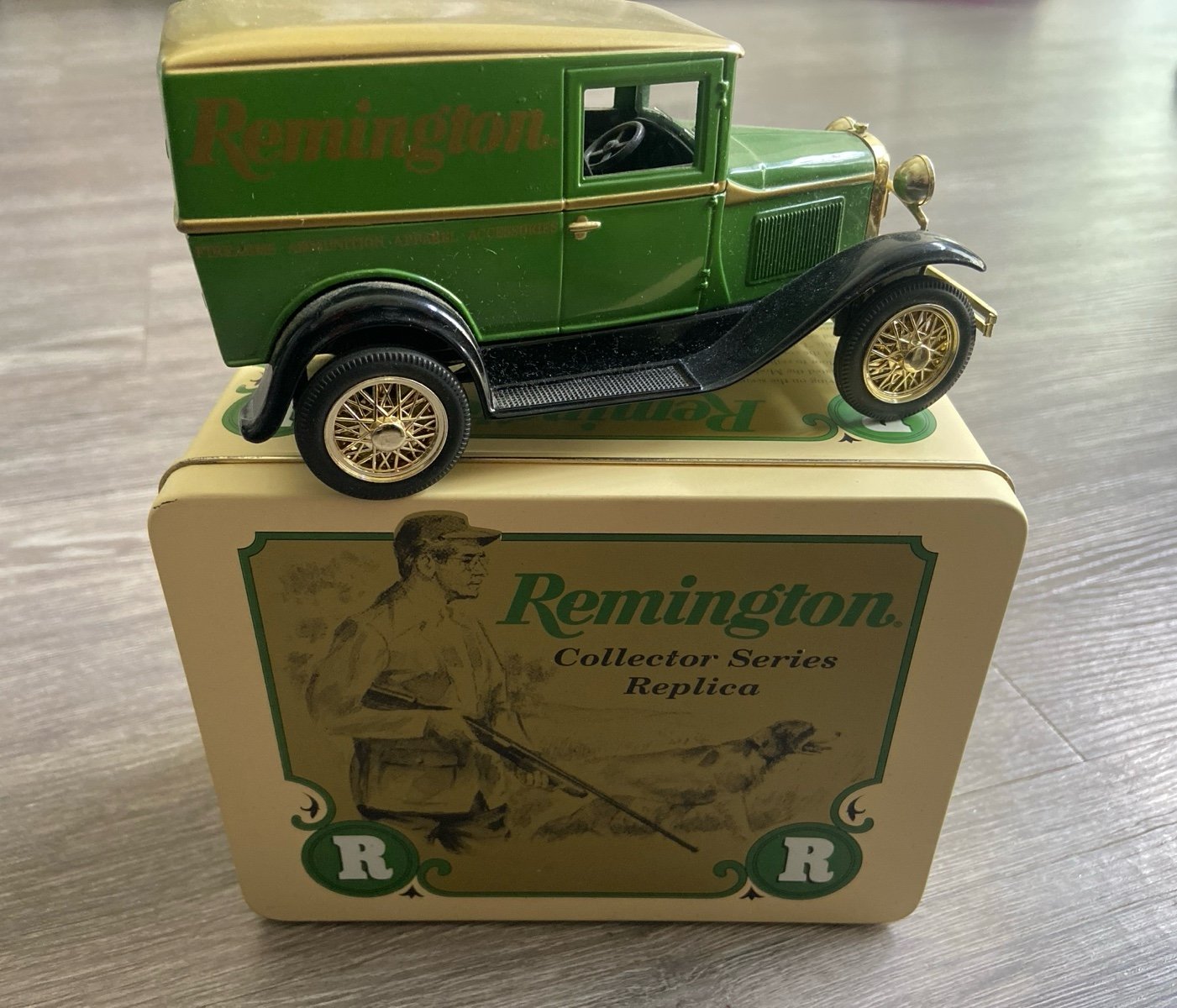 Vintage Remington Collector Series Replica