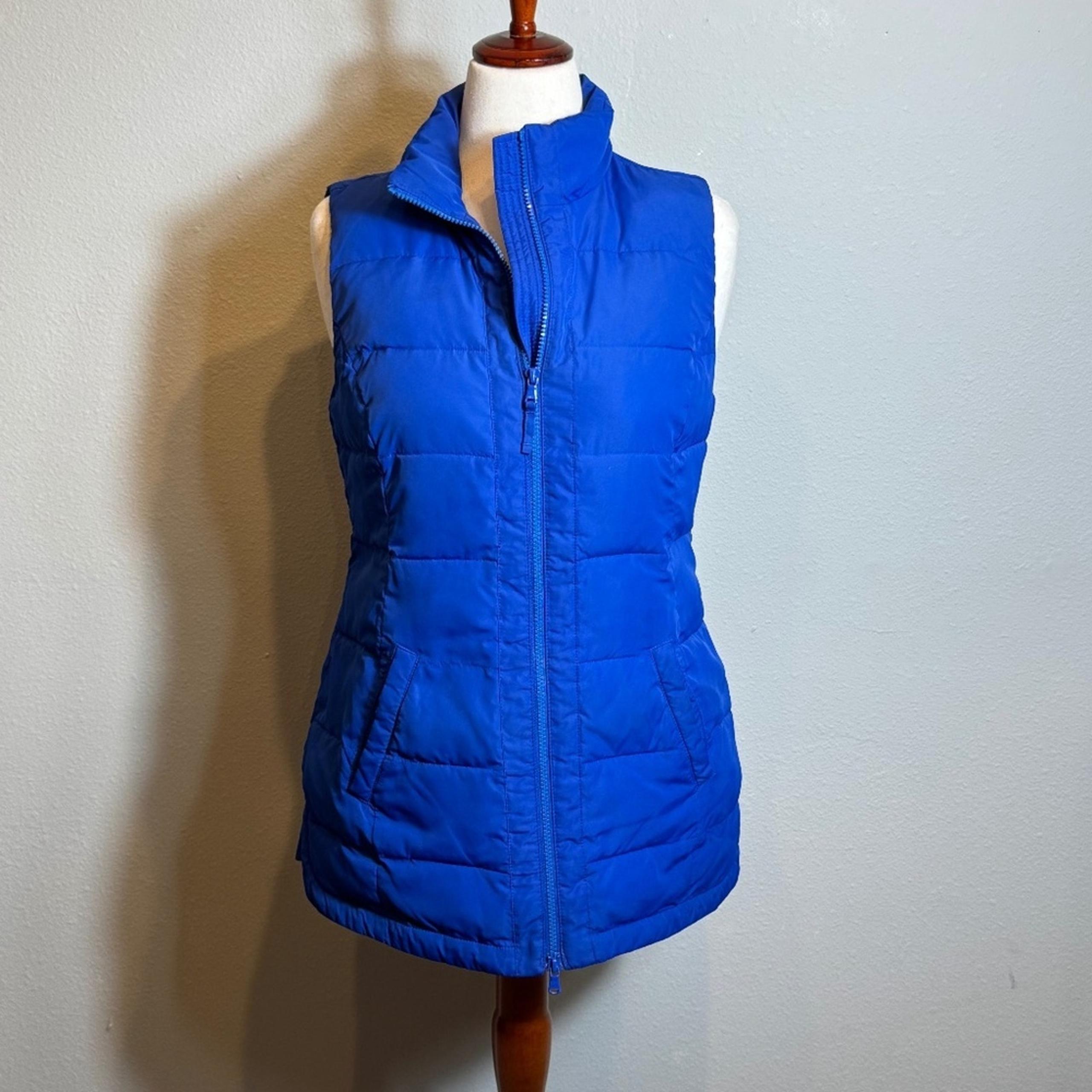 Talbots blue longer length puffer vest with pockets Sz S