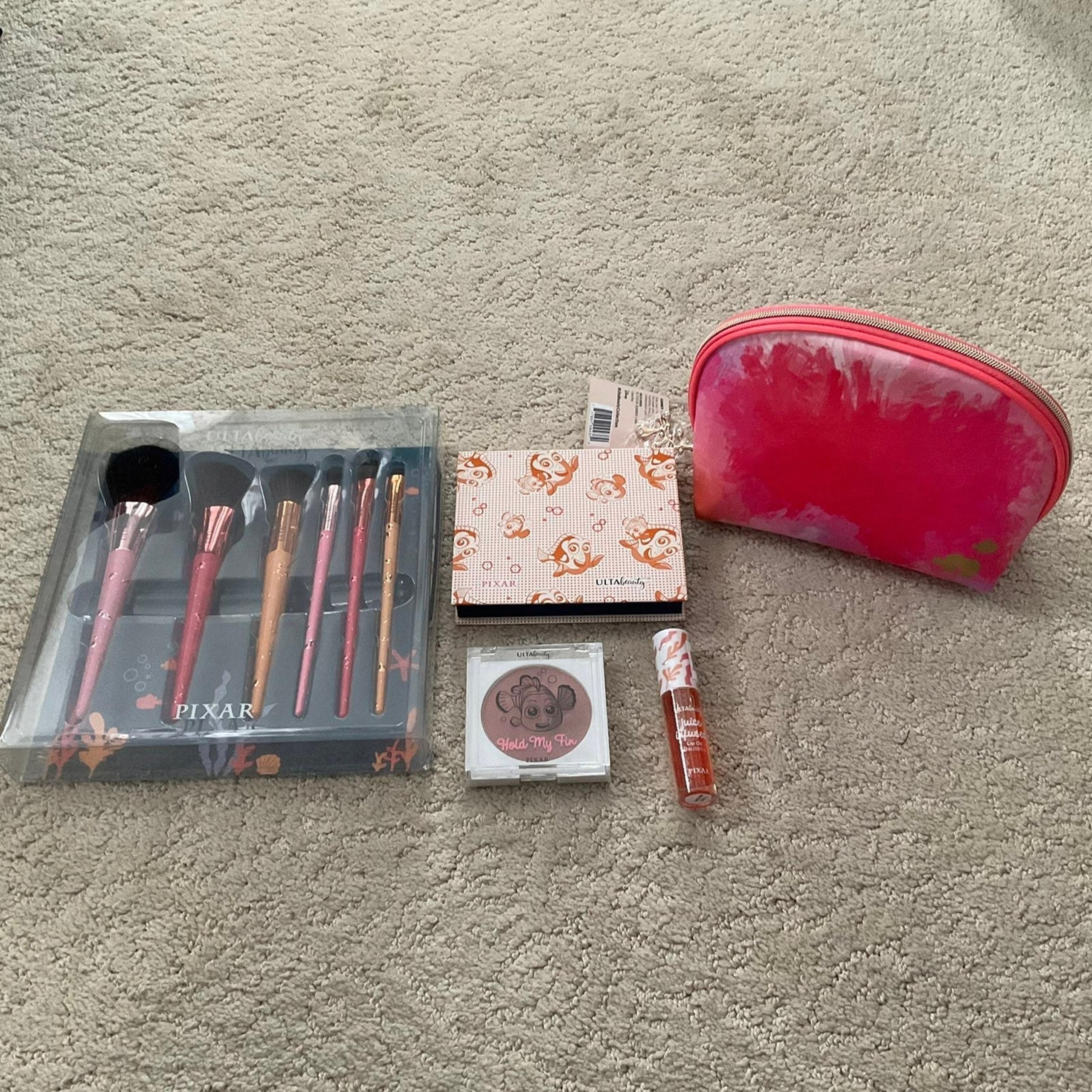 Disney Pixar Finding Nemo Makeup Set