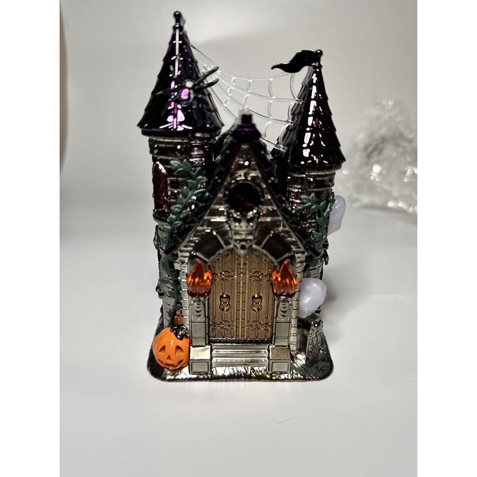 Bath & Body Works Haunted Castle Projector Nightlight Wallflower Fragrance Plug