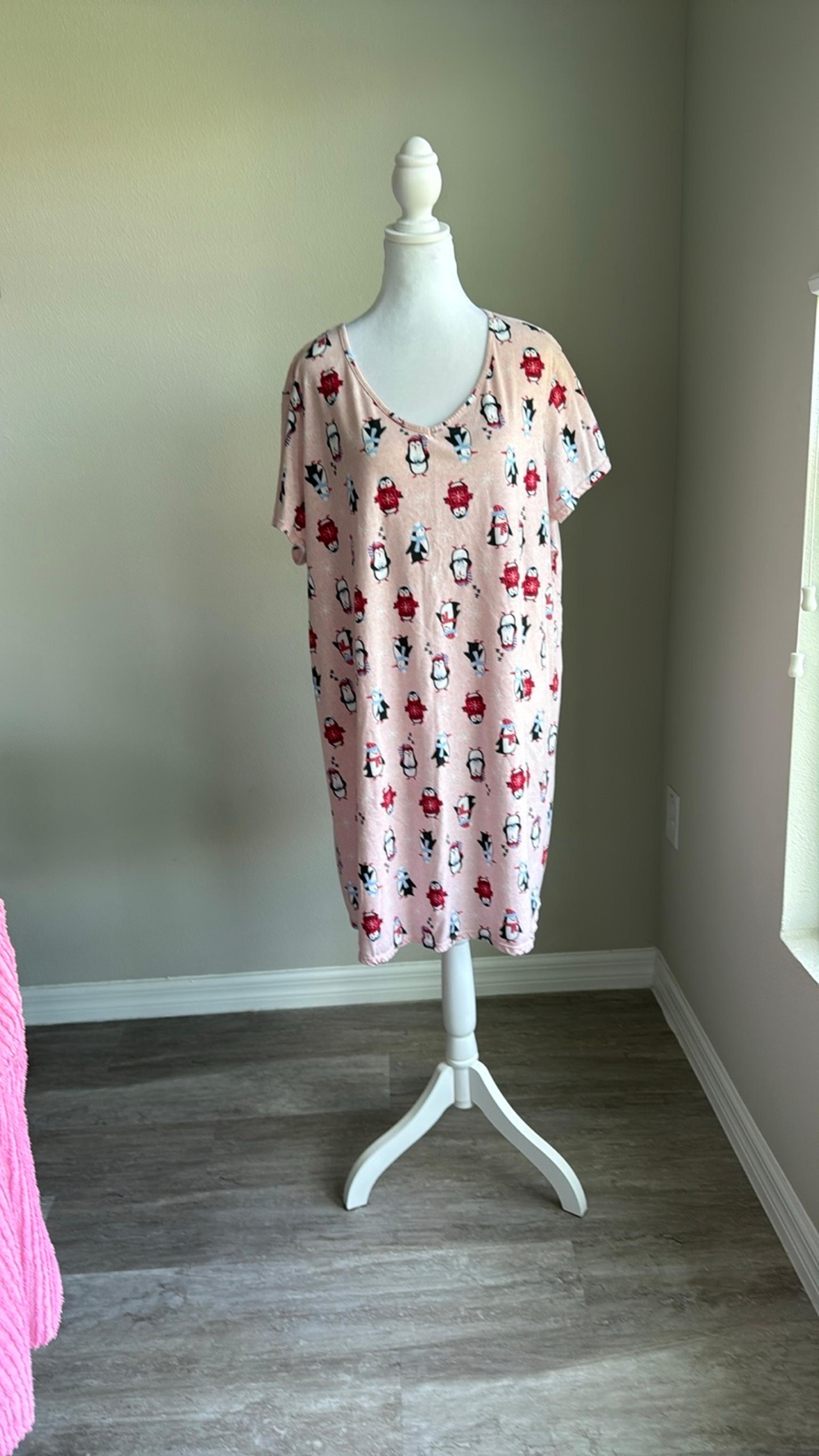 Secret Treasures women’s pink nightshirt