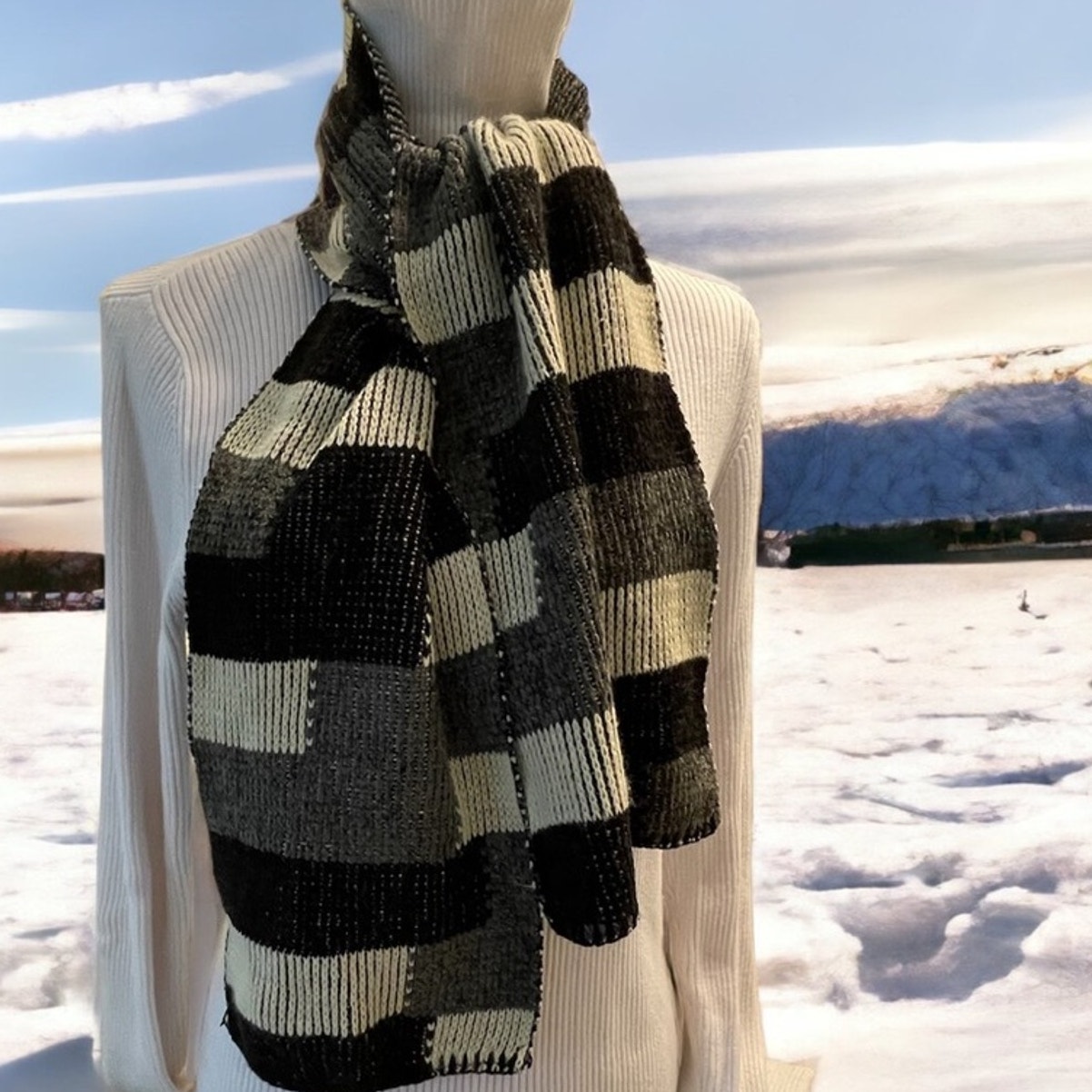 Checkered Knit Scarf Chenille Like Cozy Wrap Stitches by Everitt USA
