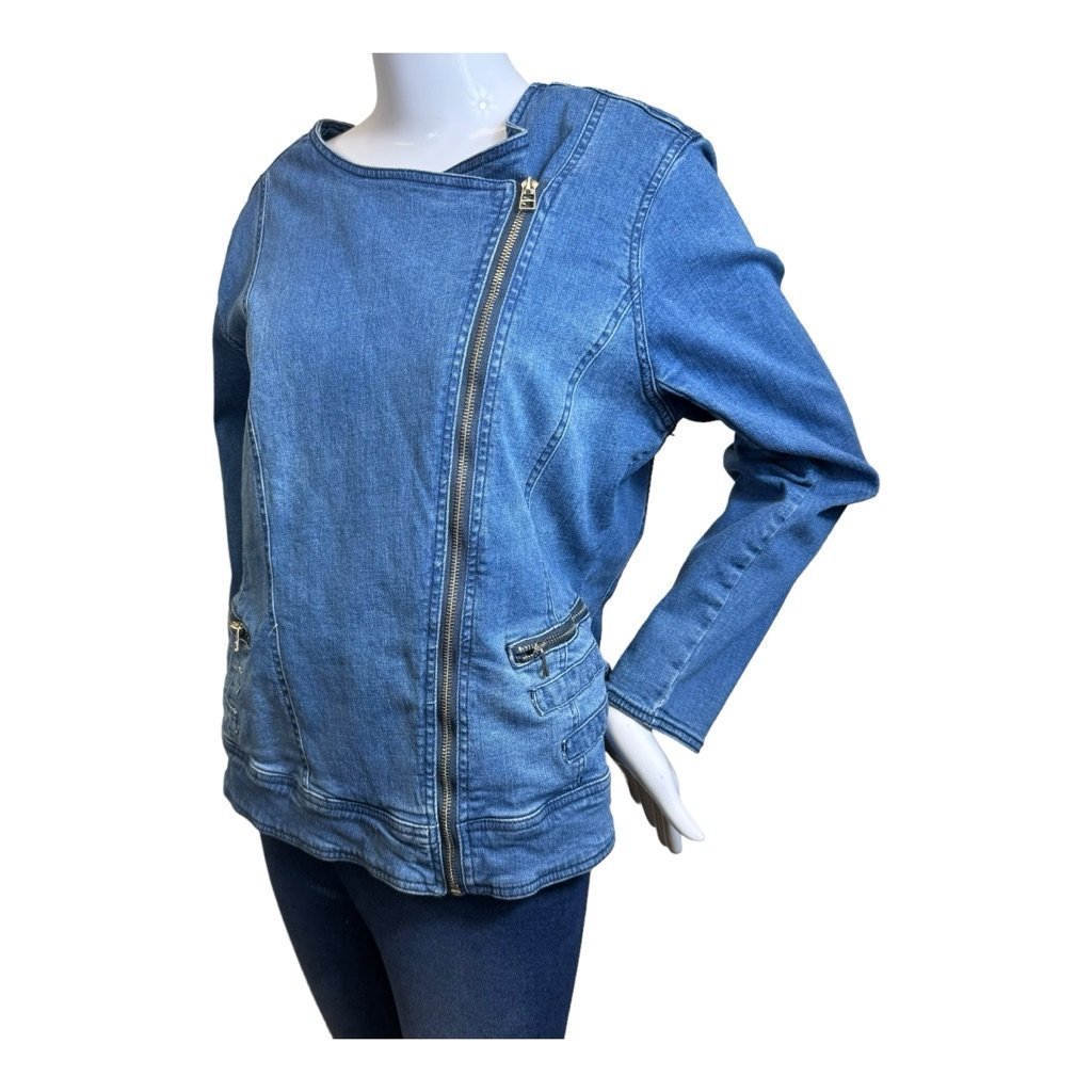 Reba Blue Jean Jacket zips up front on side long sleeve