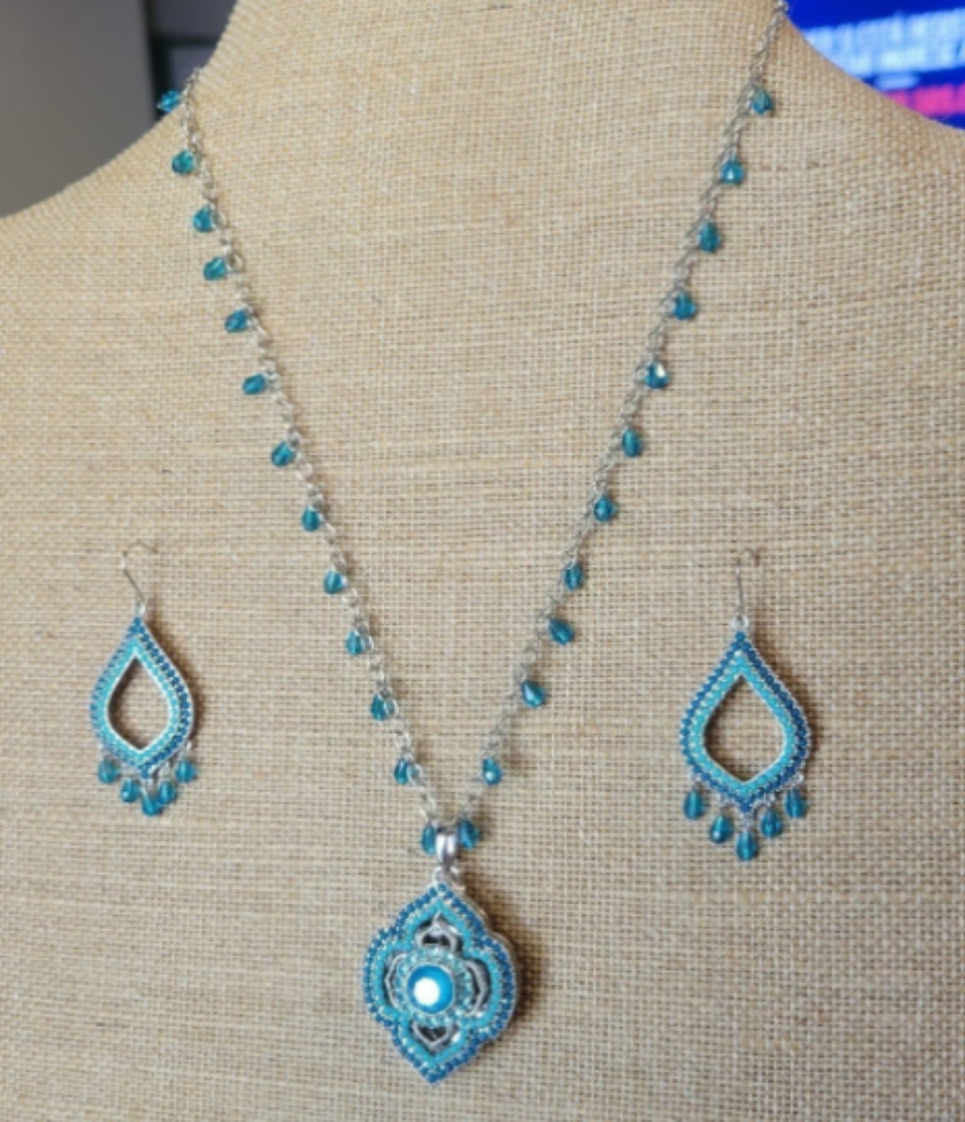 Origami Owl Turquoise Azure Moroccan Locket, Chain & Earrings Set