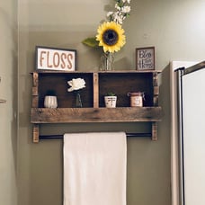 Custom made pallet towel rack