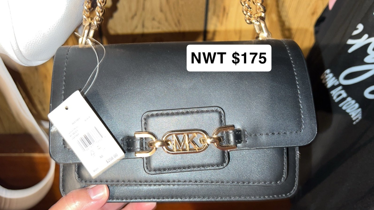 BRAND NEW MK PURSE