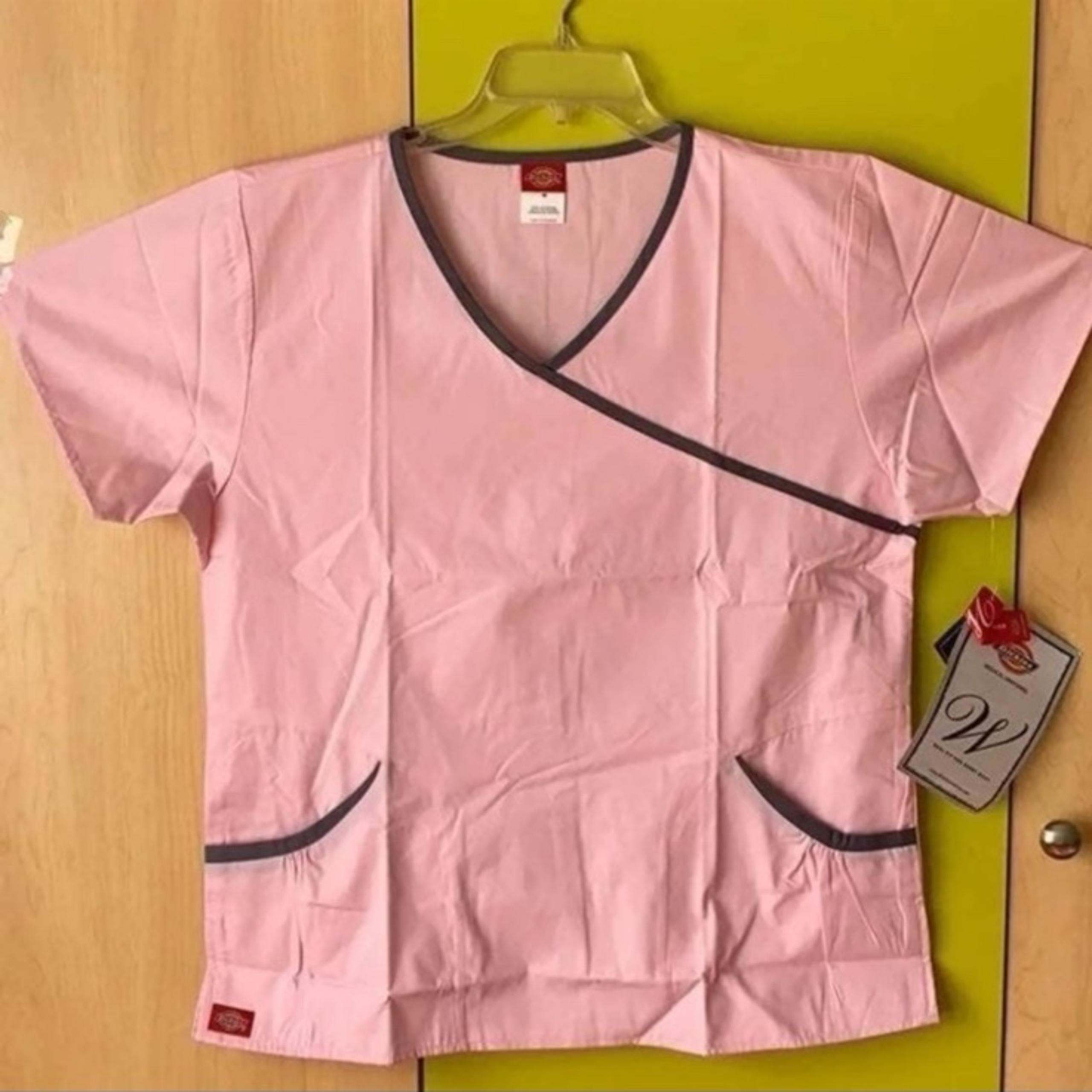 Medical uniform Scrub Top