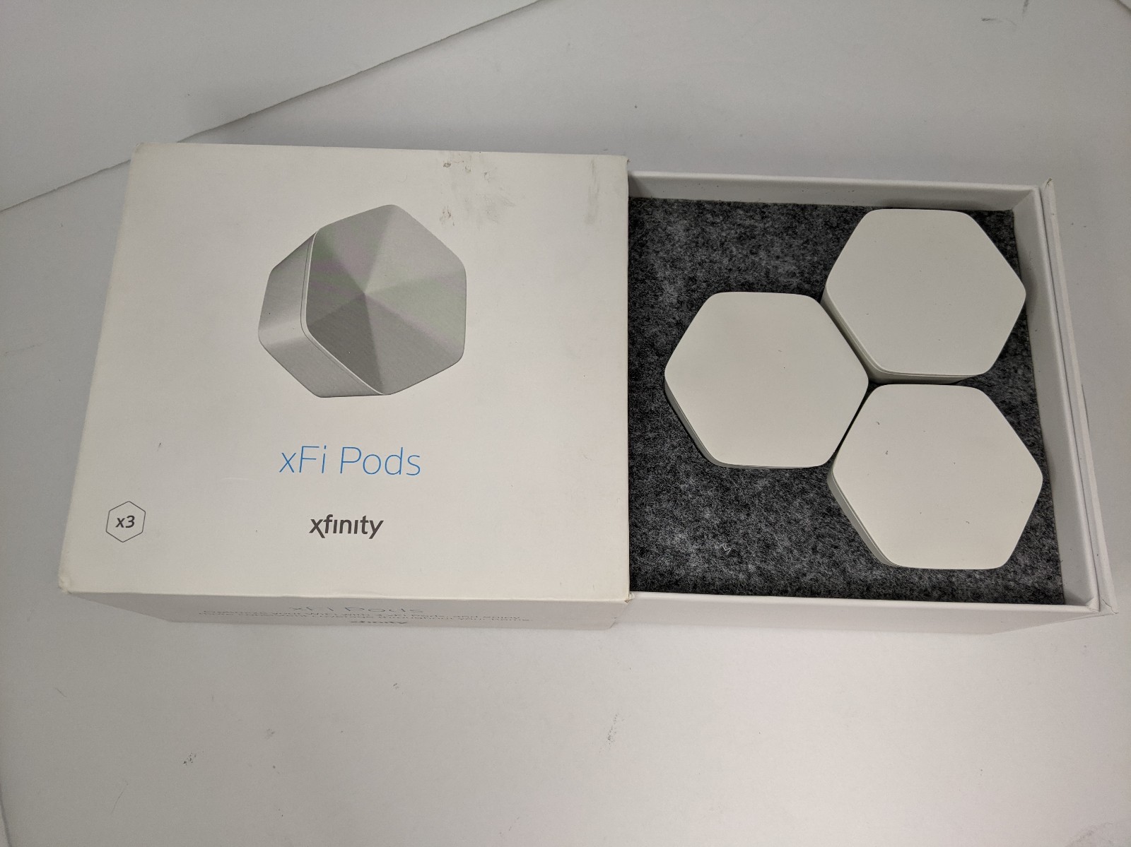 Xfinity Comcast xFi Pods WiFi Network Range Extenders 1st Gen. XE1-S 3pack