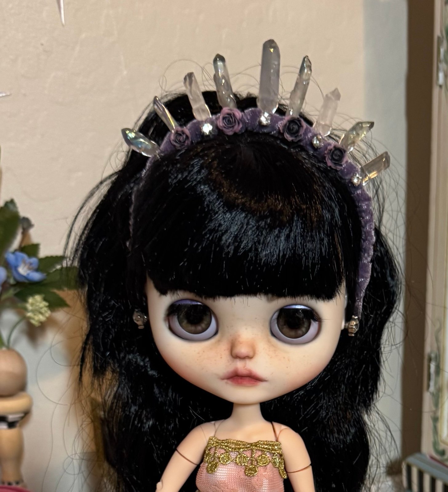 Beautiful Blythe quartz crystal crown /headband. Lavender