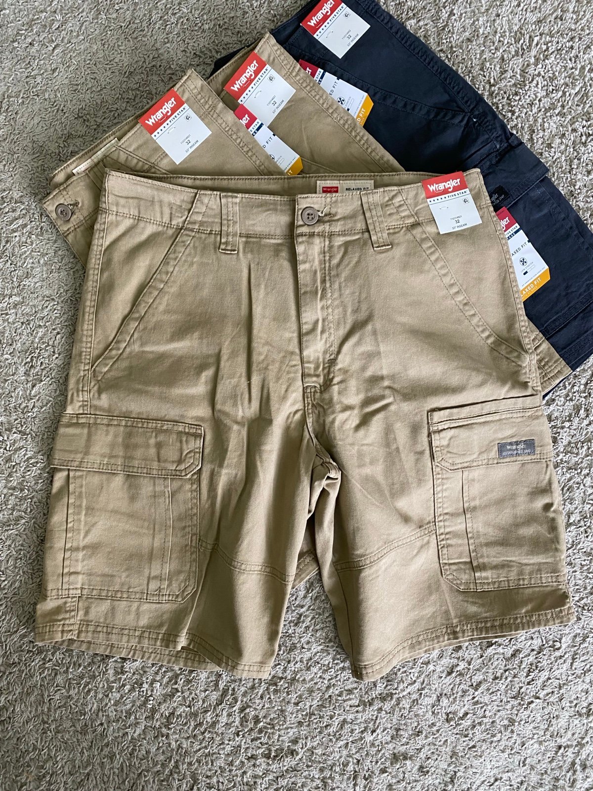 Men’s Wrangler Shorts, size 32