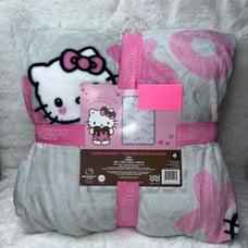 NWT Hello Kitty XOXO Valentine’s Day Throw Blanket TWIN size