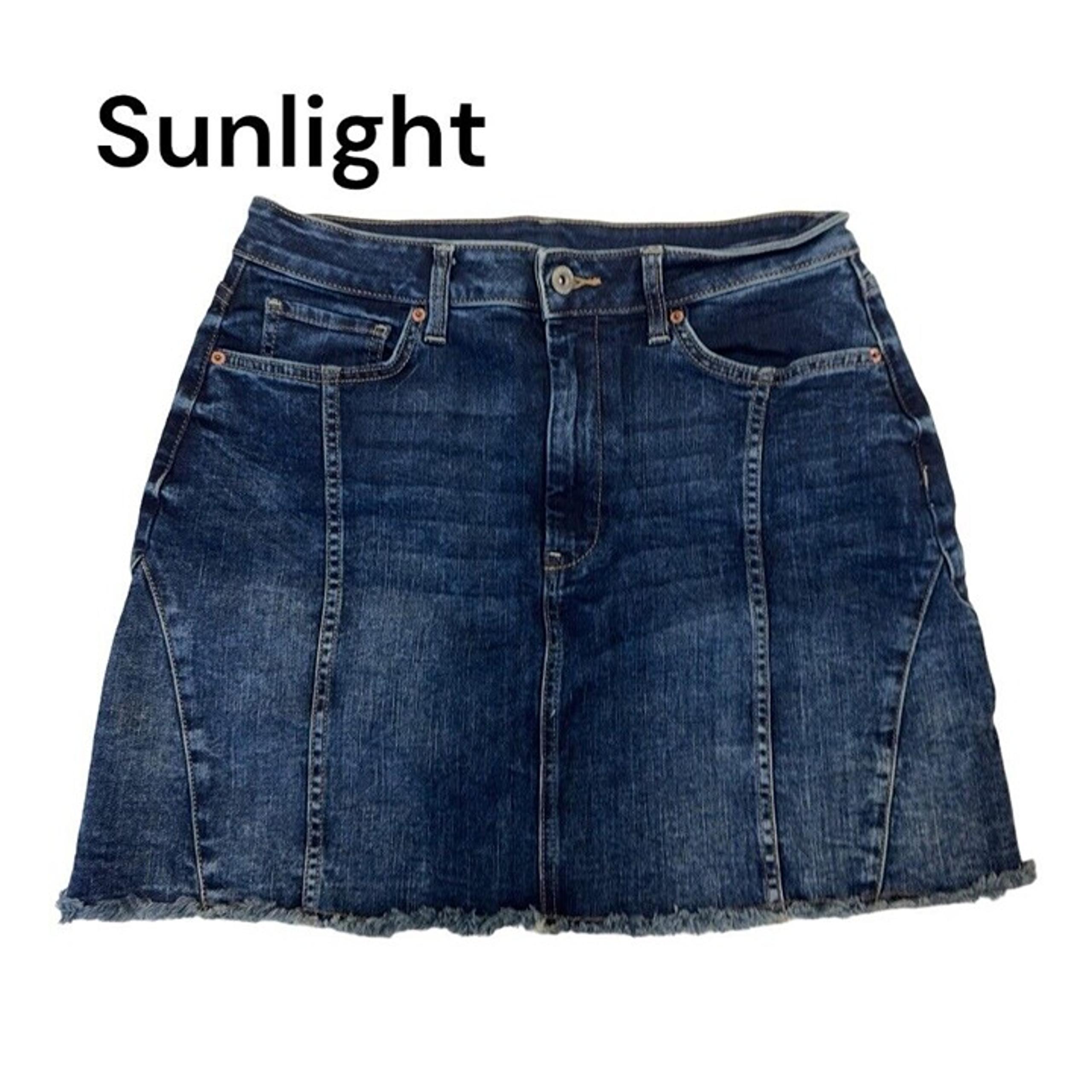 Arizona Jean Co Women SZ 11 Juniors Denim Blue Wash Mini Jean Skirt  Raw Hem