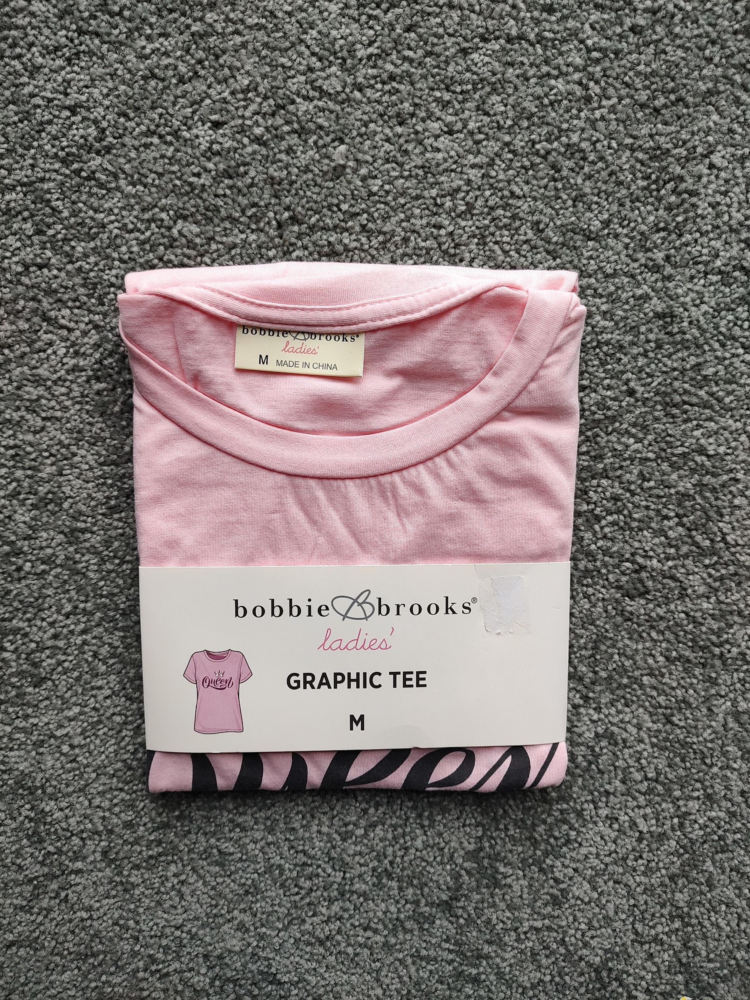 NWT Queen Graphic Womens T-shirt size M - Bobbie Brooks