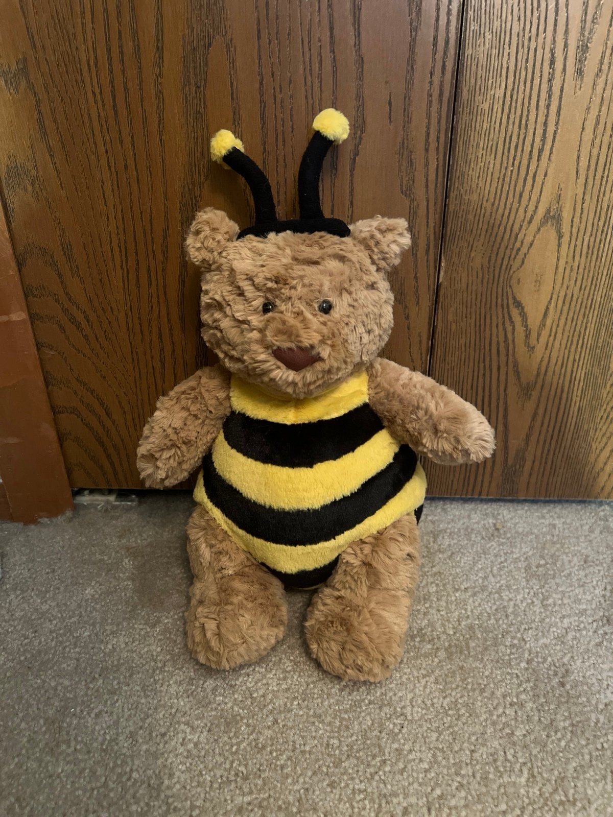 Jellycat bartholomew bee NEW VHTF Bear