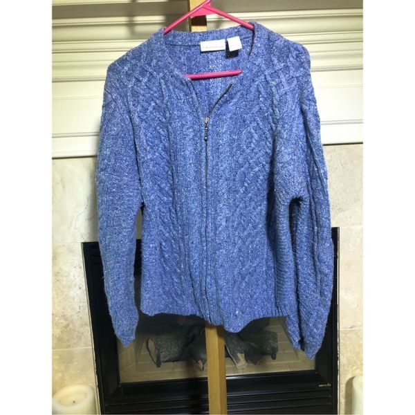 Croft & Barrow Women’s Periwinkle Blue Sweater Zip Up Jacket Size L