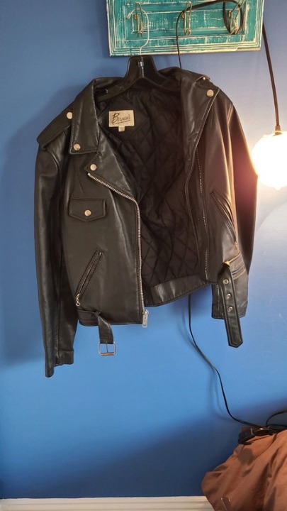 Men, trim leather