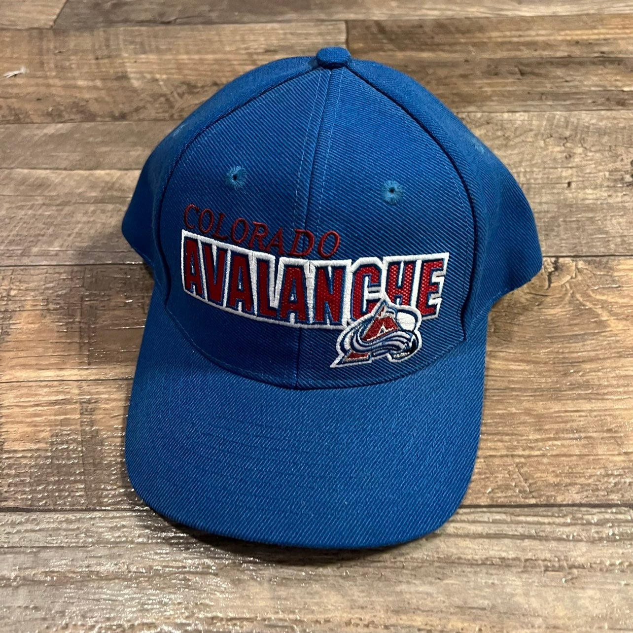 Vintage Sports specialties Colorado avalanche snapback