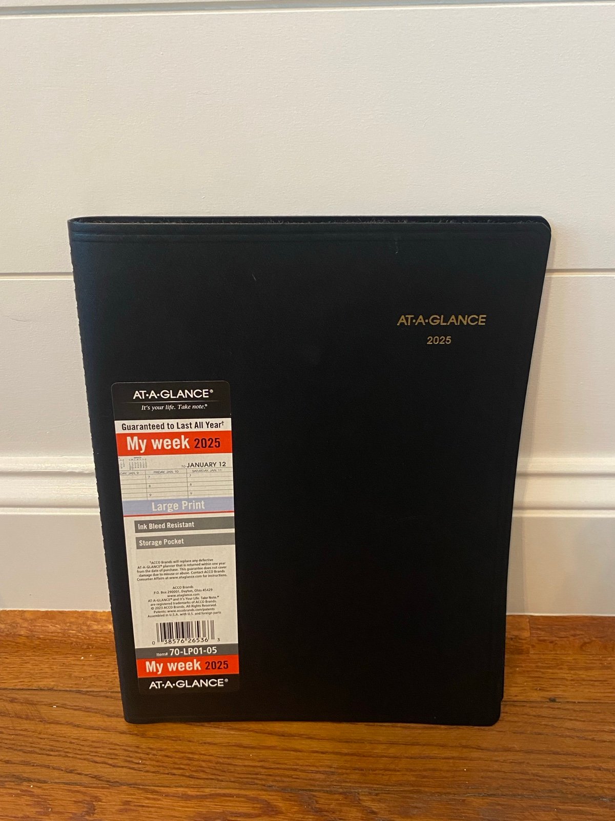 At-A-Glance 2025 Calendar Planner Weekly New Year Black 70-LP01-05 Large Print