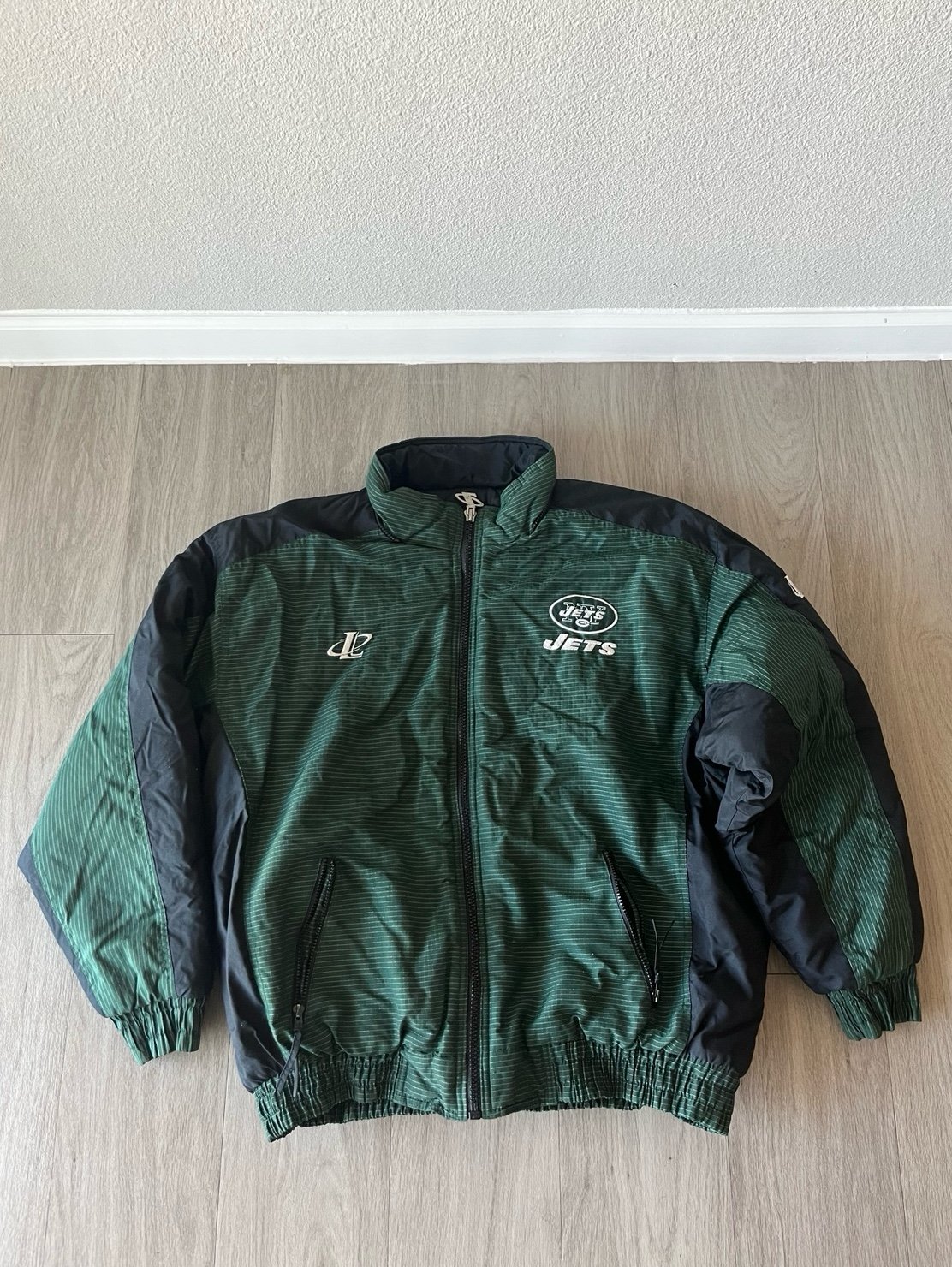 NFL Jets Vintage XL Varsity Jacket, Puffer (Fits Most Sizes)