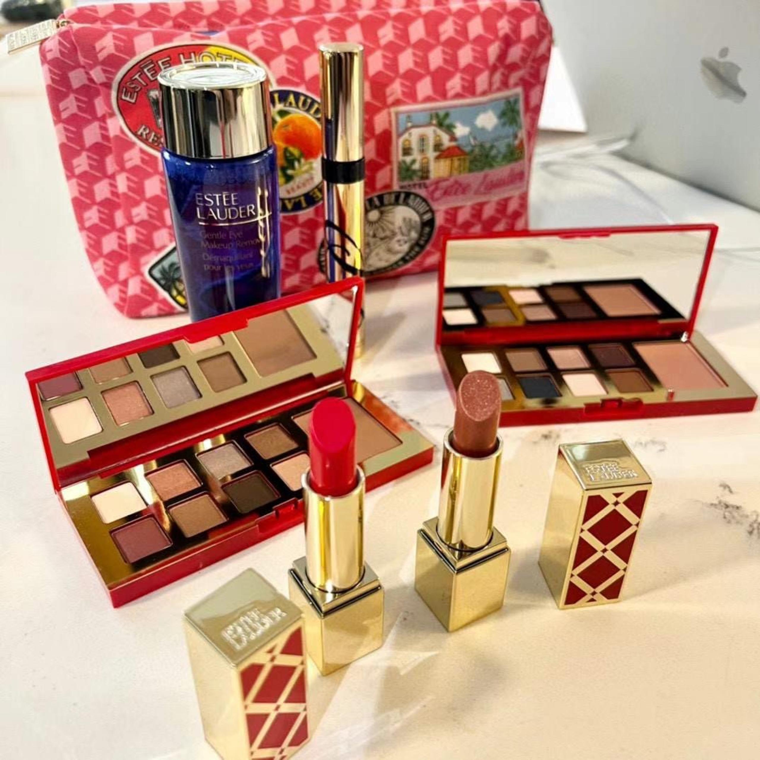 Estée Lauder Eyeshadow & Lipstick & Makeup Remover Bundle Set