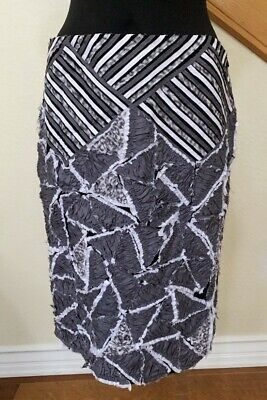 KAREER KONCEPT New Geometric Textured Pencil SKIRT 8 (M) Womens NWT 198