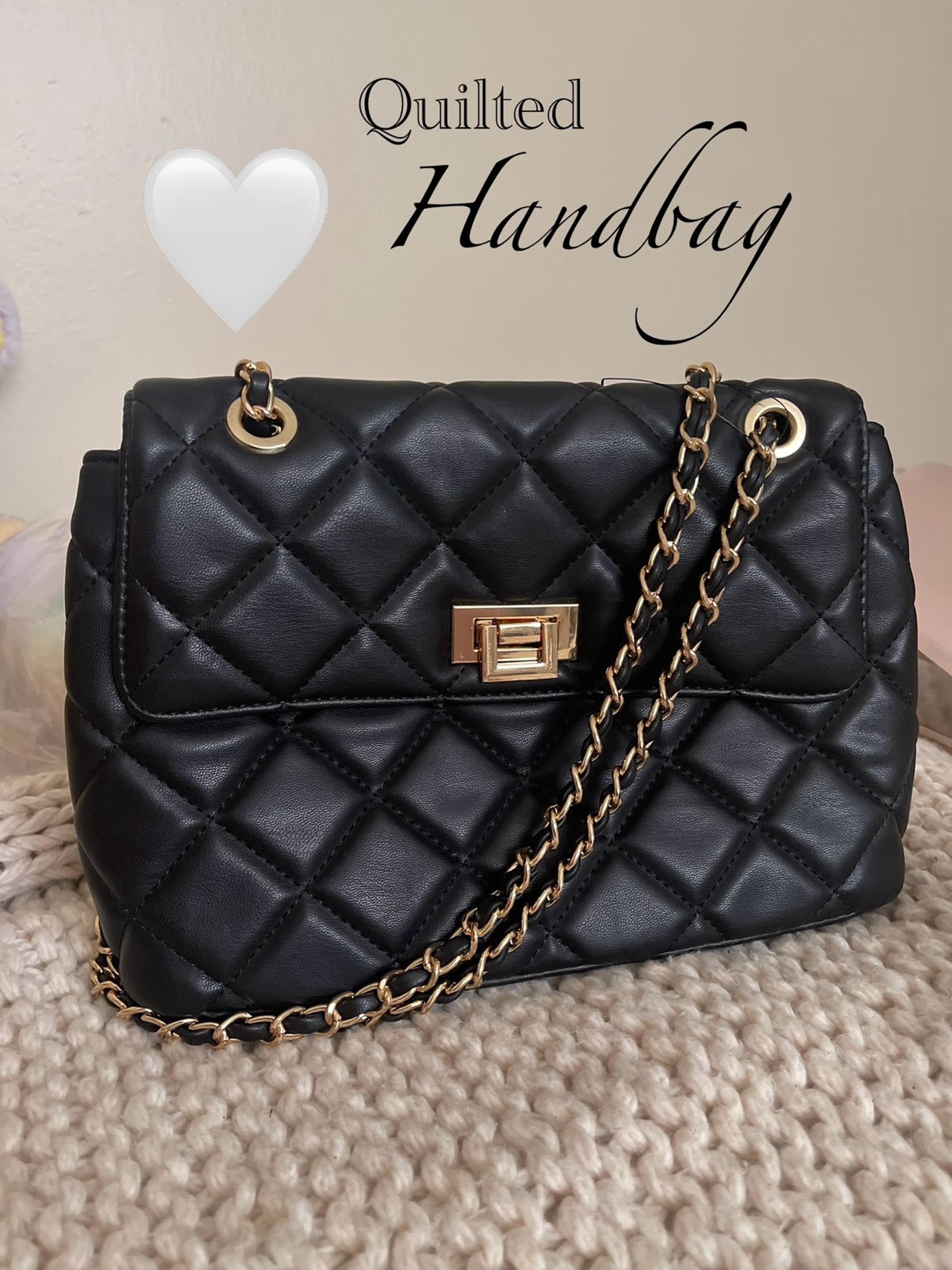 Forever 21 Quilted faux Leather Handbag - Black